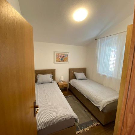 Apartment Soline Biograd Na Moru Esterno foto