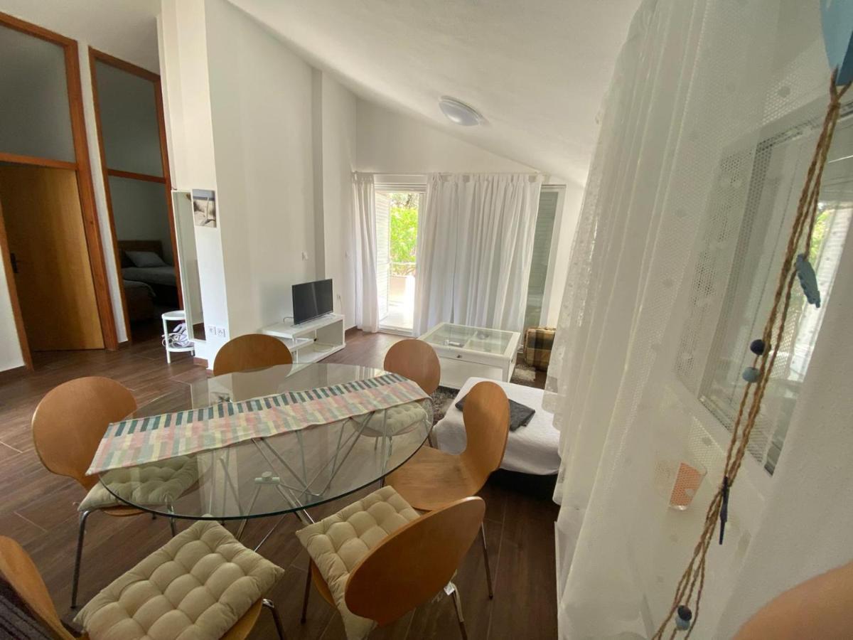 Apartment Soline Biograd Na Moru Esterno foto